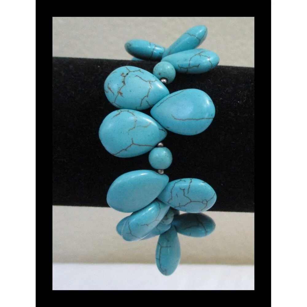 Turquoise Colored Beads Stretch Bracelet Teardrop Style BR-06